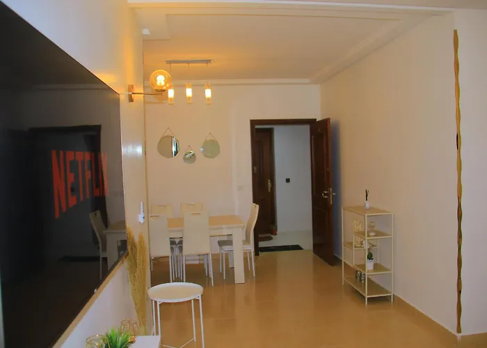 Appartement Lumineux 2 Chambres Clim, Wi-Fi, Parking Proche Corniche Tanger