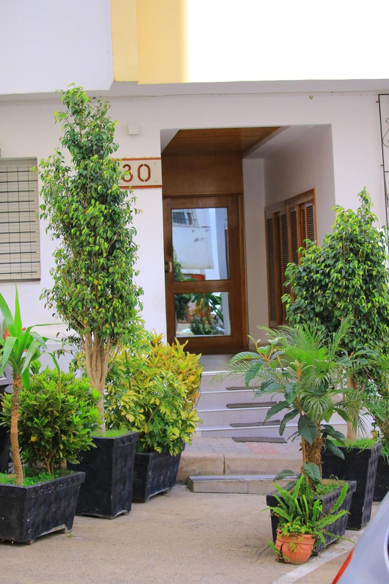 Lumineux 2 Clim, Wi-fi, Parking Proche Corniche Appartement